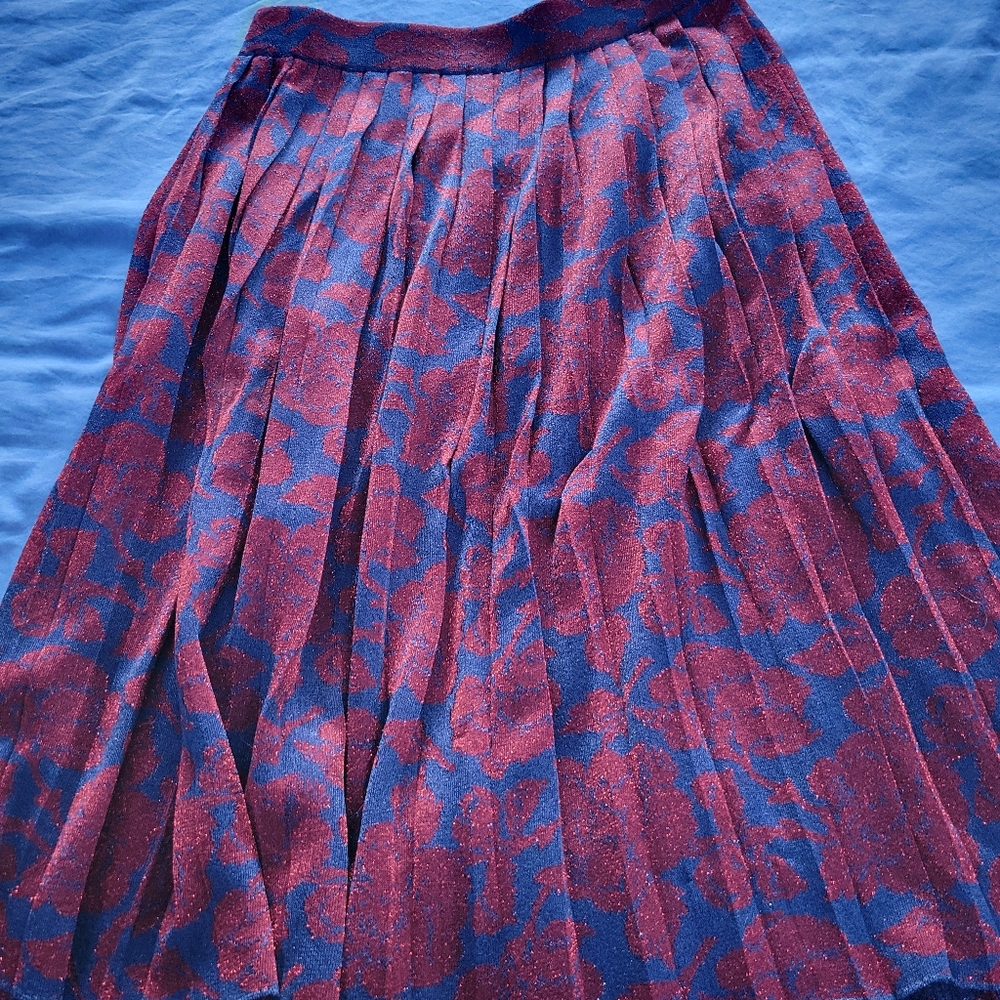 Club Monaco Metallic Floral Pleated Midi Skirt